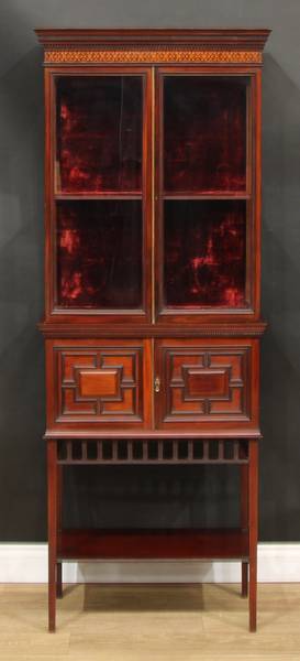 Cabinet numbered 5109